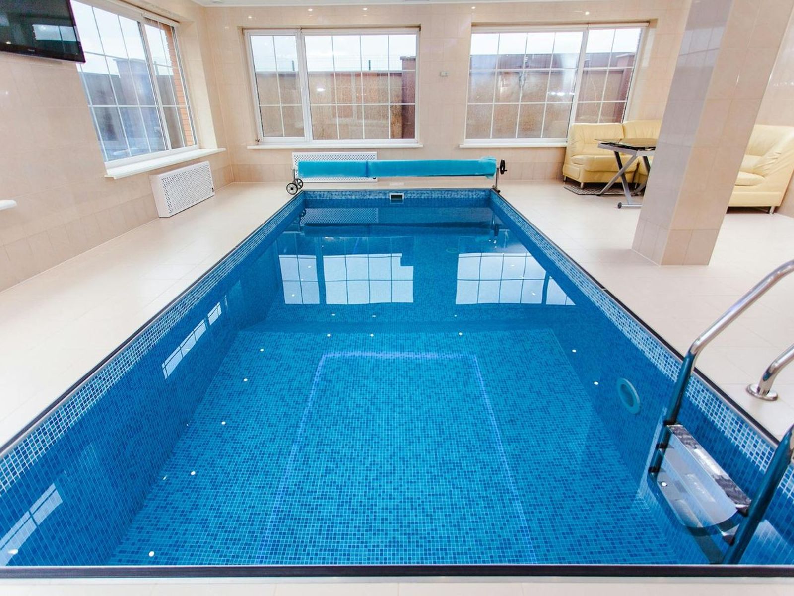 Sofra Mielno Pool SPA-Bereich in Mielno — saisonale Attraktion am Meer